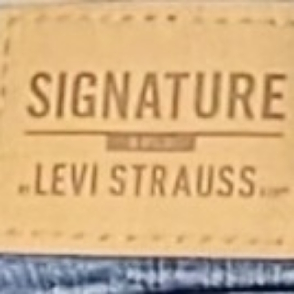 Levi Strauss Signature Mid Rise Capri Jeans Womens Size 18 W34 Cuffed Stretch - Picture 8 of 8